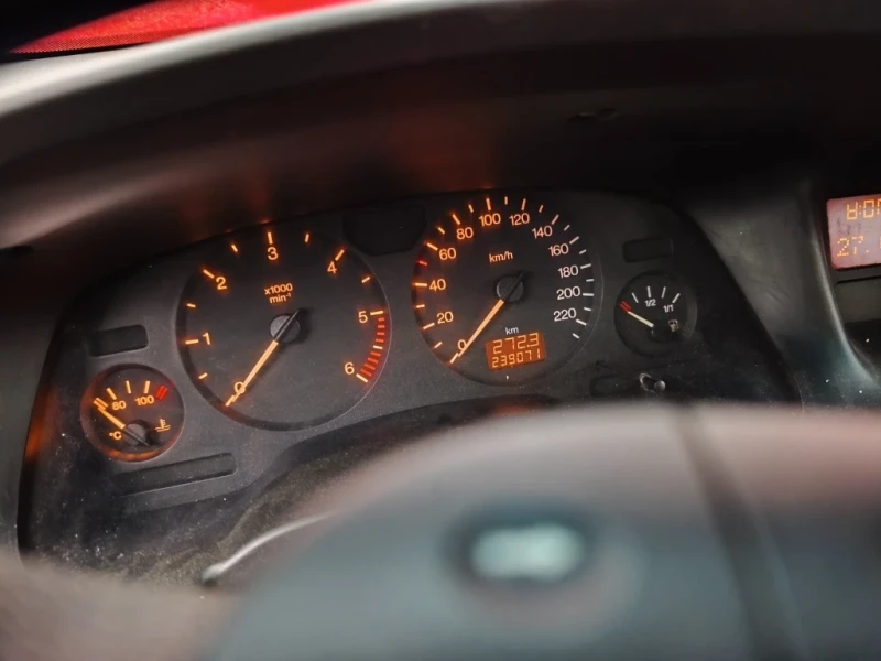 Opel Zafira, снимка 8 - Автомобили и джипове - 53249437