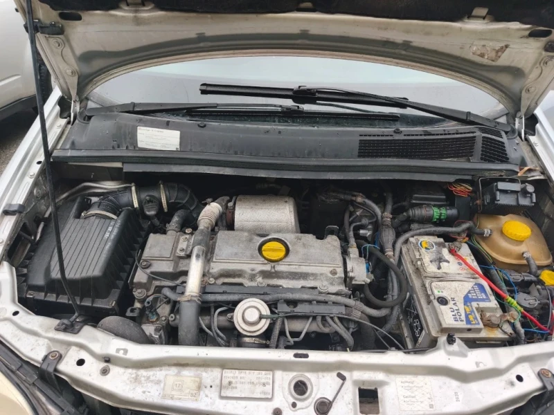 Opel Zafira, снимка 2 - Автомобили и джипове - 53249437