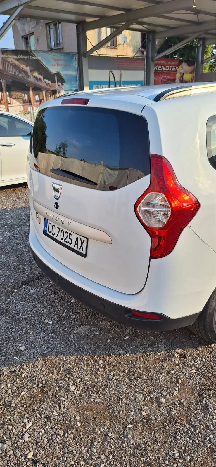 Dacia Lodgy 1.2, снимка 6 - Автомобили и джипове - 54113114