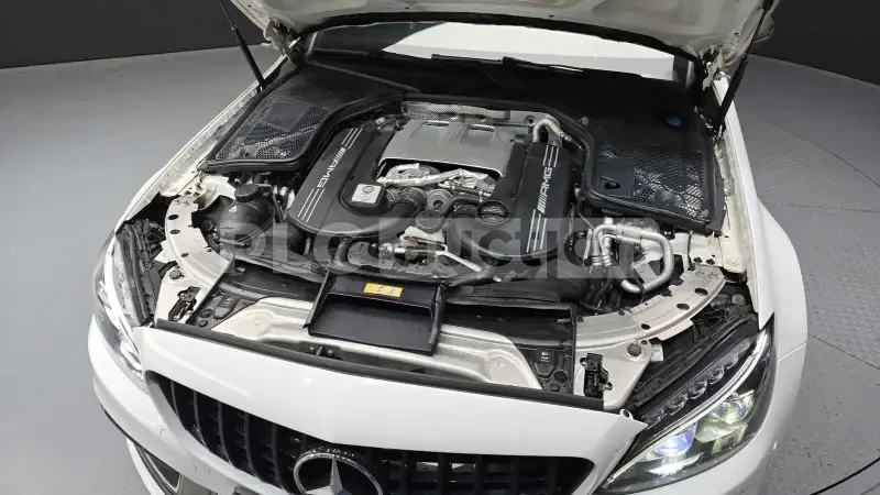 Mercedes-Benz C 63 AMG AMG* ОБДУХВАНЕ* ПОДГРЕВИ, снимка 6 - Автомобили и джипове - 54182712