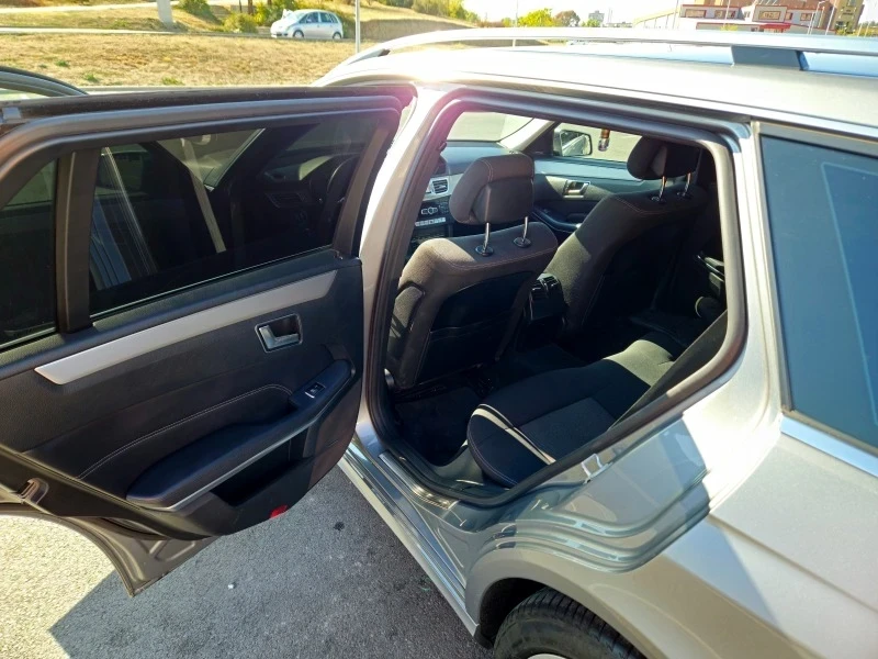 Mercedes-Benz E 220, снимка 10 - Автомобили и джипове - 54639044