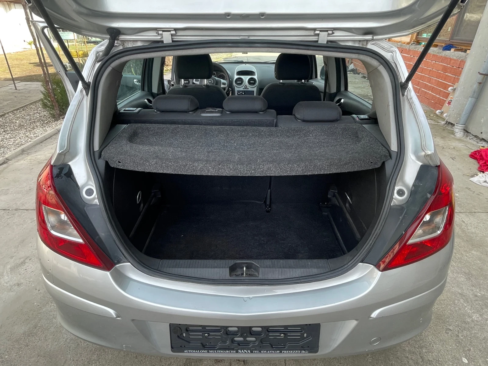 Opel Corsa 1.2 LPG - изображение 9
