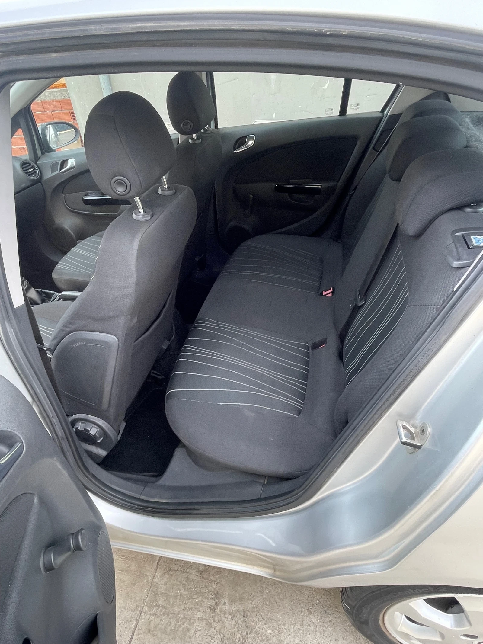 Opel Corsa 1.2 LPG - изображение 8
