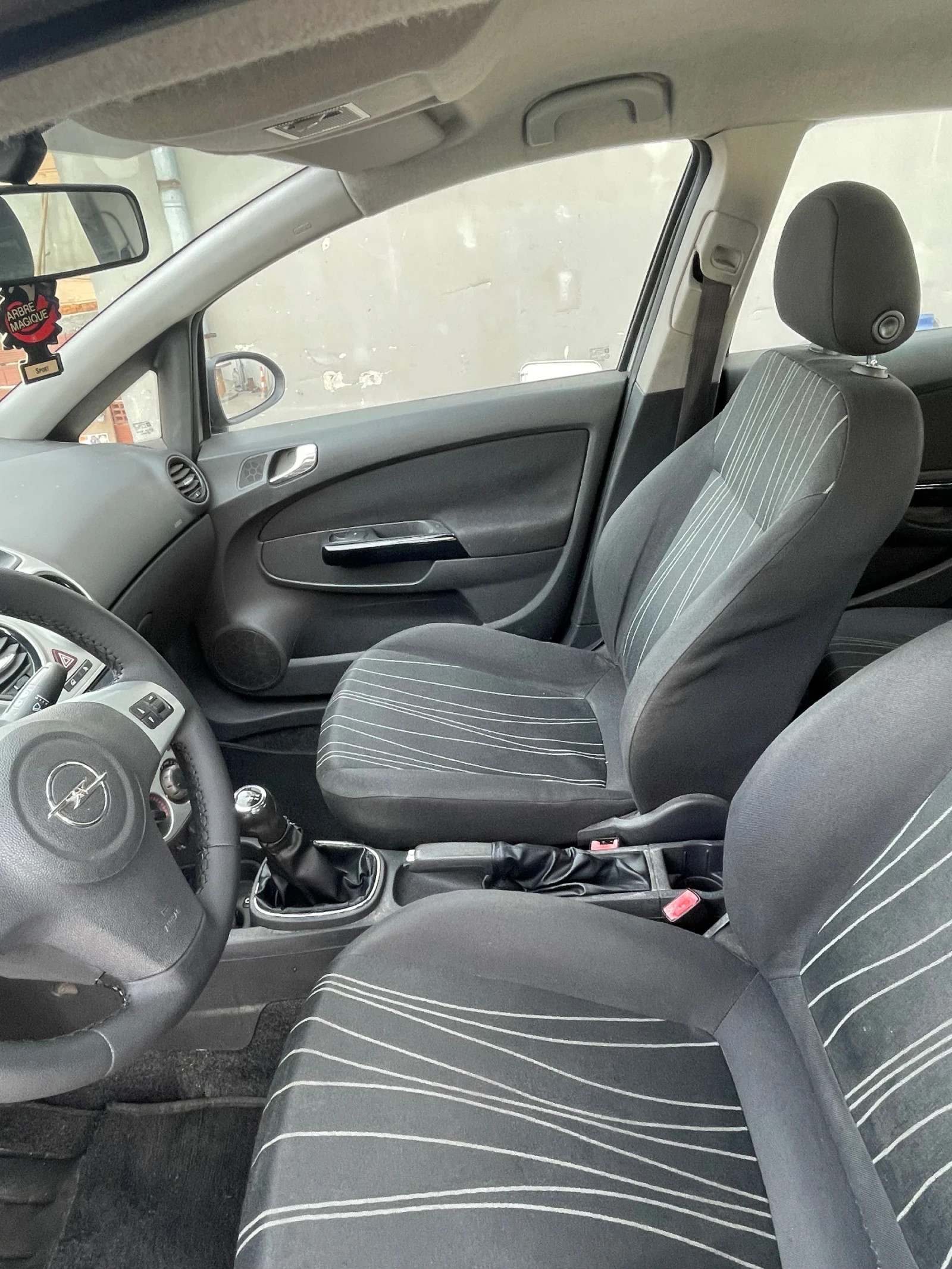 Opel Corsa 1.2 LPG - изображение 10