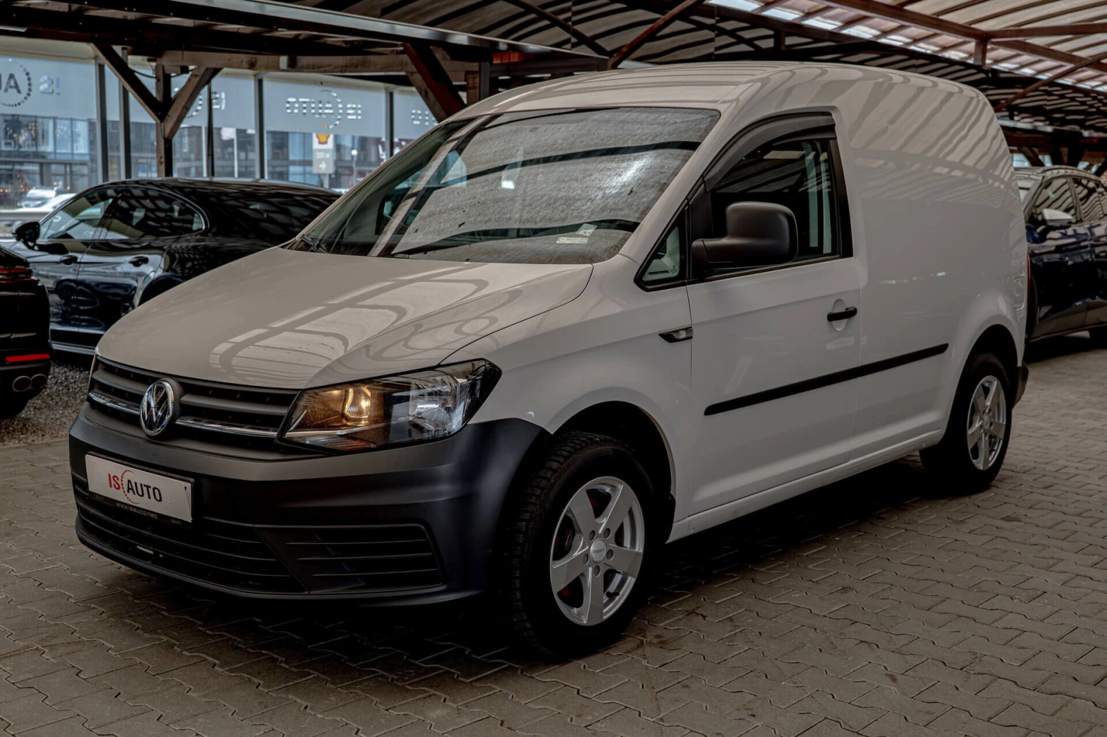 VW Caddy 2.0TDI/Товарен - изображение 3