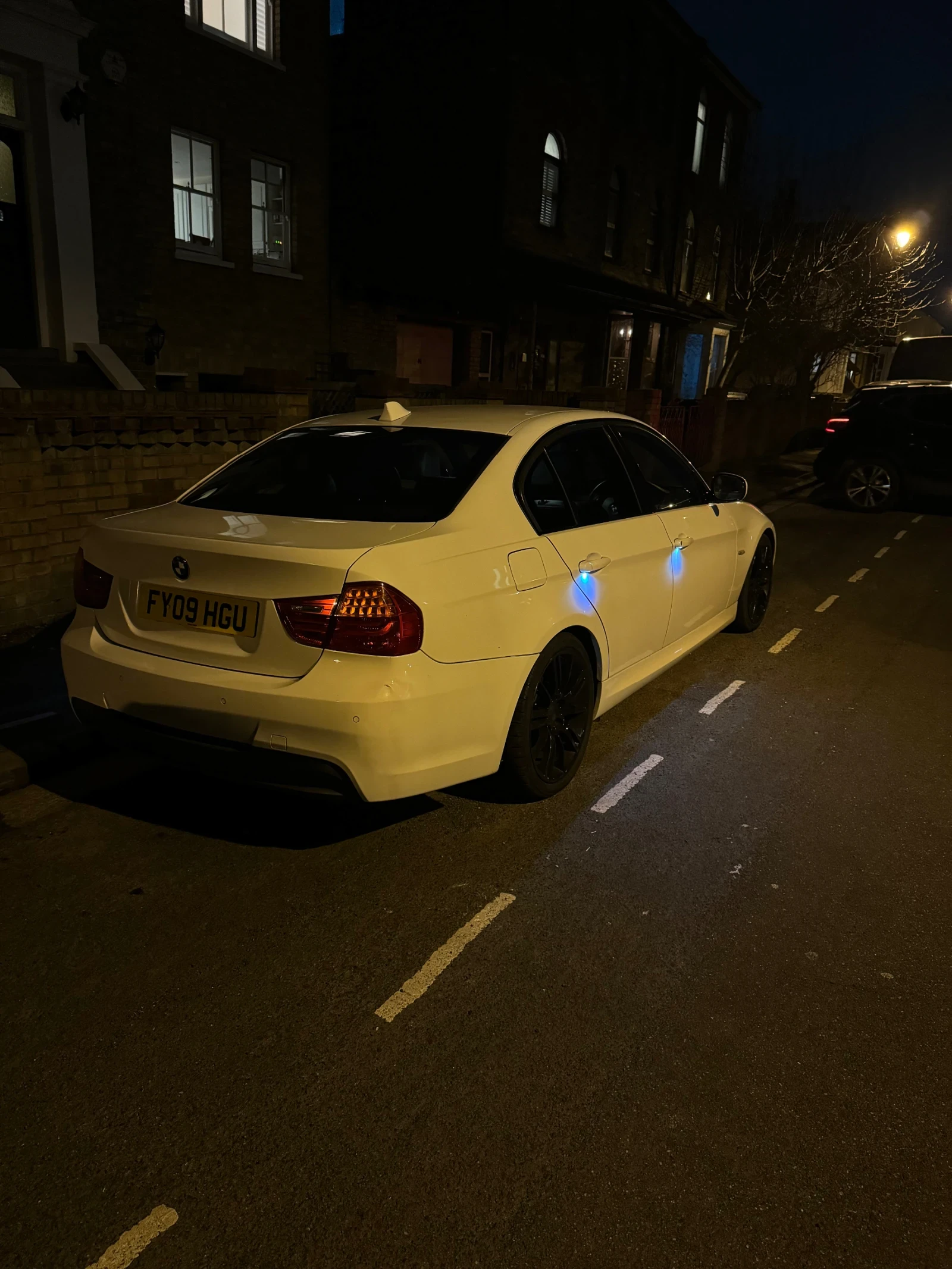 BMW 320 M Sport - изображение 10