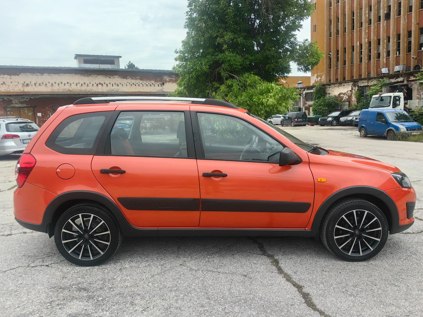 Lada Kalina Cross, 1.6 Бензин - Газов инжекцион, Климатик - изображение 5