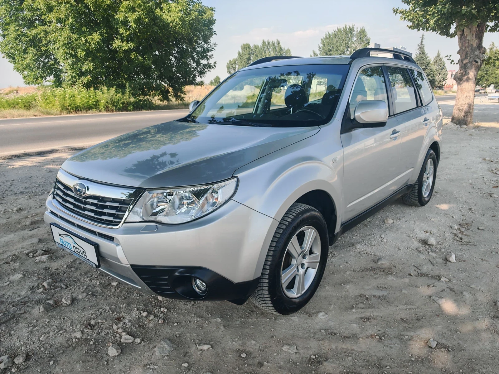 Subaru Forester 2.0 БЕНЗИН 150 К.С. АВТОМАТ! BIFUEL!4Х4!ПАНОРАМА! - изображение 3