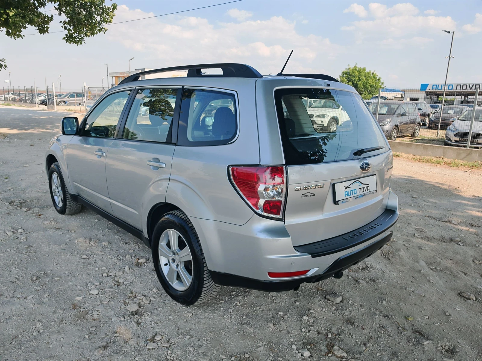 Subaru Forester 2.0 БЕНЗИН 150 К.С. АВТОМАТ! BIFUEL!4Х4!ПАНОРАМА! - изображение 5