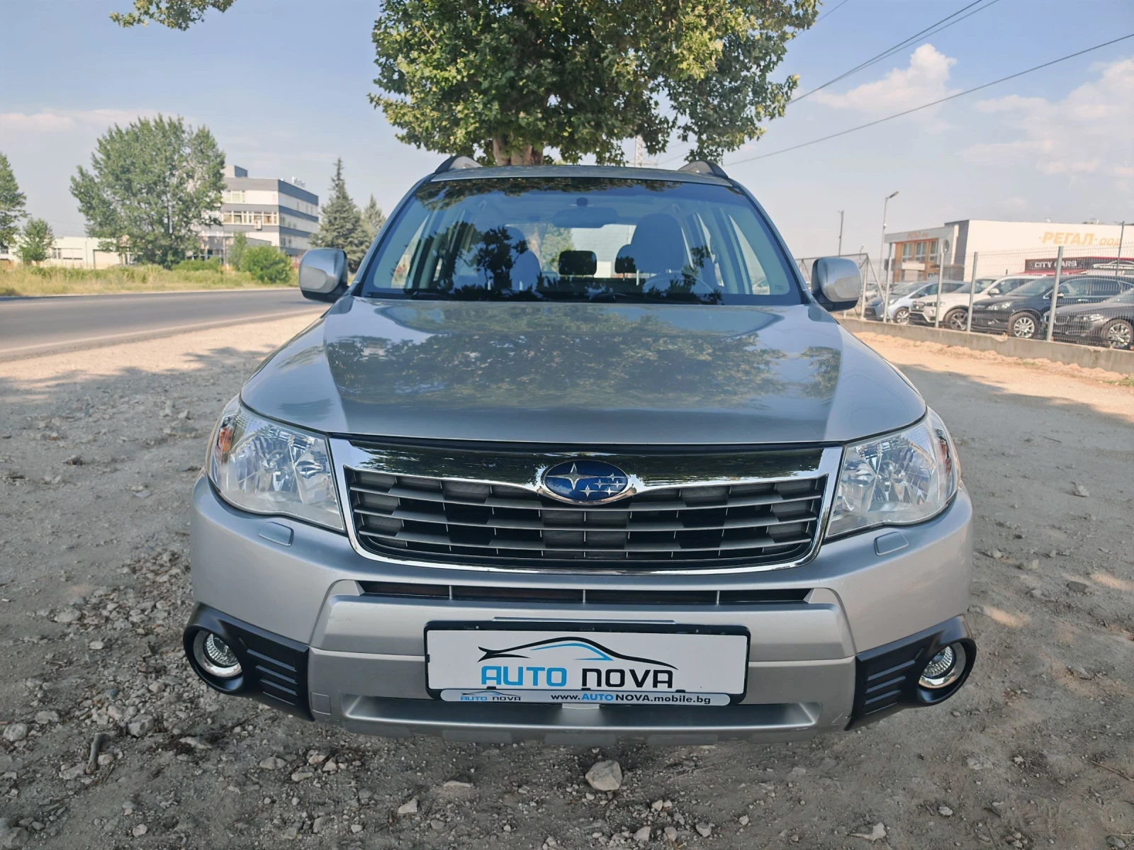 Subaru Forester 2.0 БЕНЗИН 150 К.С. АВТОМАТ! BIFUEL!4Х4!ПАНОРАМА! - изображение 2