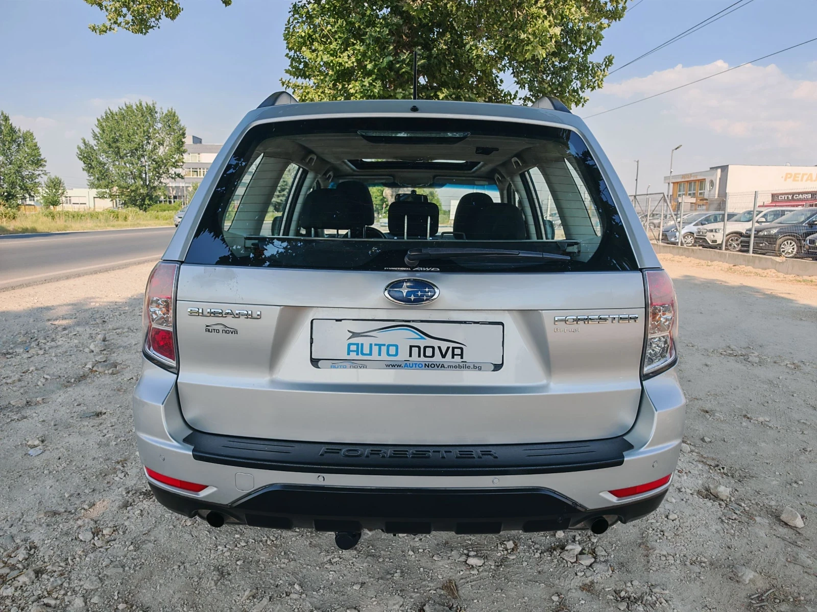 Subaru Forester 2.0 БЕНЗИН 150 К.С. АВТОМАТ! BIFUEL!4Х4!ПАНОРАМА! - изображение 6