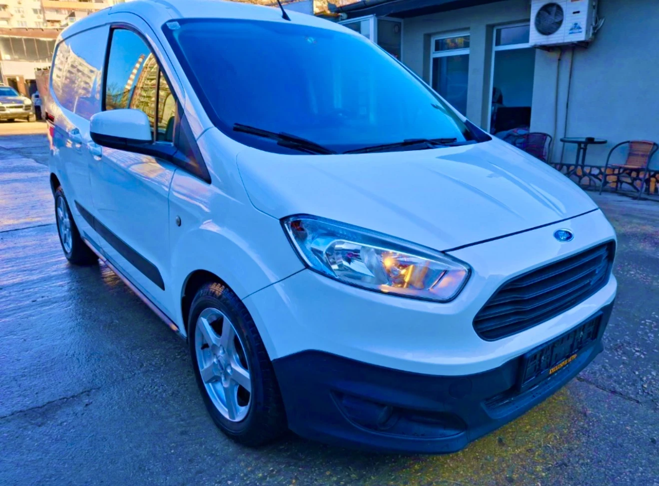 Ford Courier 1.0i Turbo ecoBoost, Euro 6, 50x km Перфектен - изображение 2