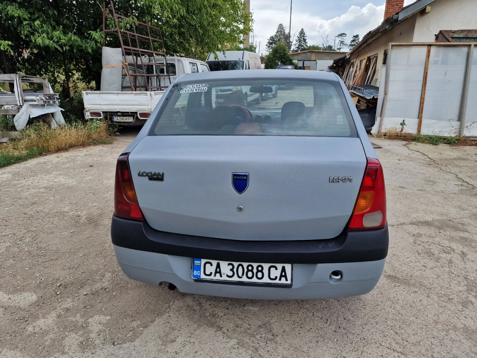 Dacia Logan 1.6 - изображение 2