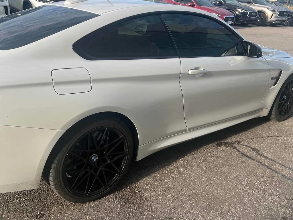 BMW M4 * Coupe * CARFAX * БЕЗ ПЪРВОНАЧАЛНА ВНОСКА - изображение 3