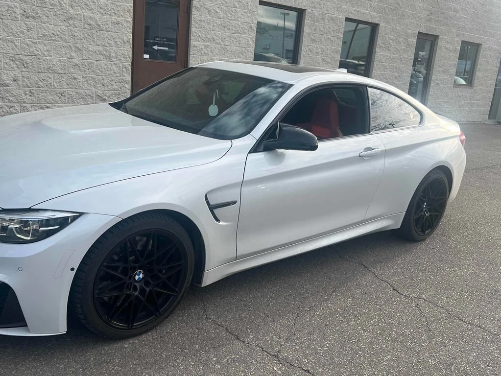 BMW M4 * Coupe * CARFAX * БЕЗ ПЪРВОНАЧАЛНА ВНОСКА - изображение 2