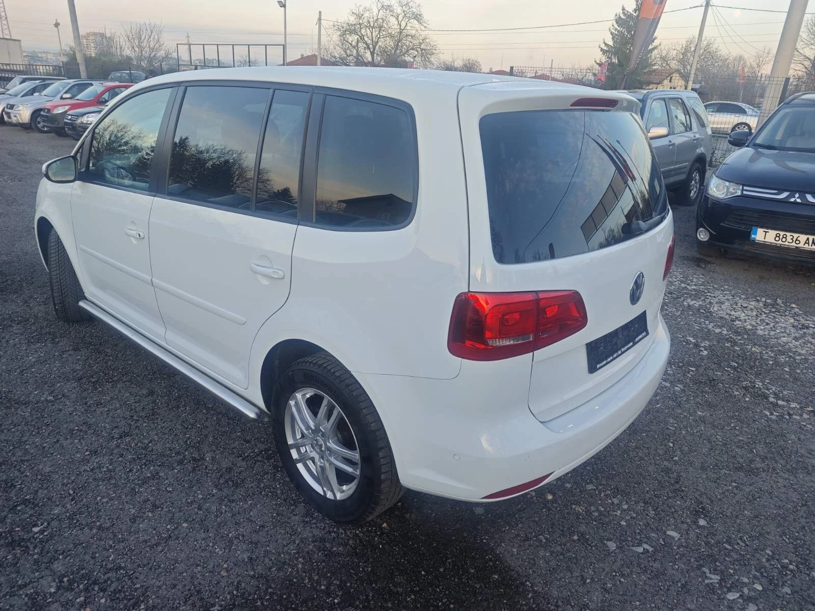 VW Touran 2.0/150 | Mobile.bg   4