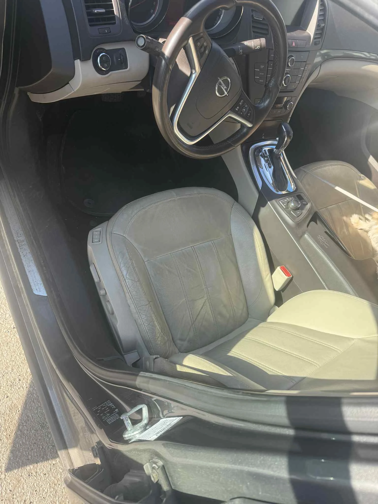 Opel Insignia 2.8T v6 4x4, снимка 7 - Автомобили и джипове - 54155953