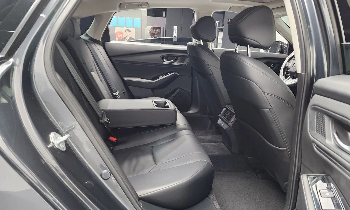 Honda Accord 2.0* HYBRID* ПОДГРЕВ* ОБДУХВАНЕ* 360КАМЕРА* ХЕДЪП*, снимка 14 - Автомобили и джипове - 54196688