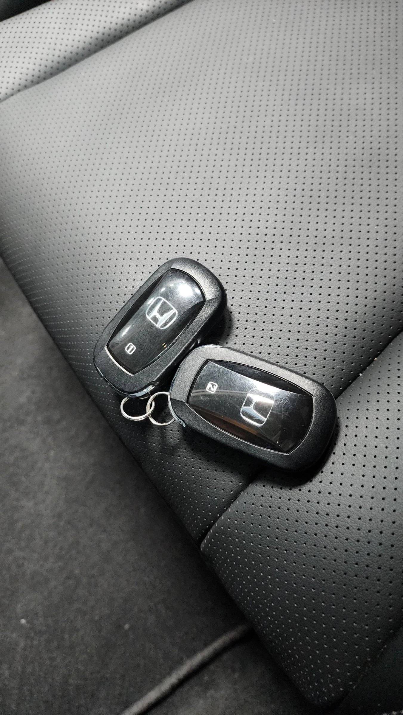 Honda Accord 2.0* HYBRID* ПОДГРЕВ* ОБДУХВАНЕ* 360КАМЕРА* ХЕДЪП*, снимка 16 - Автомобили и джипове - 54196688