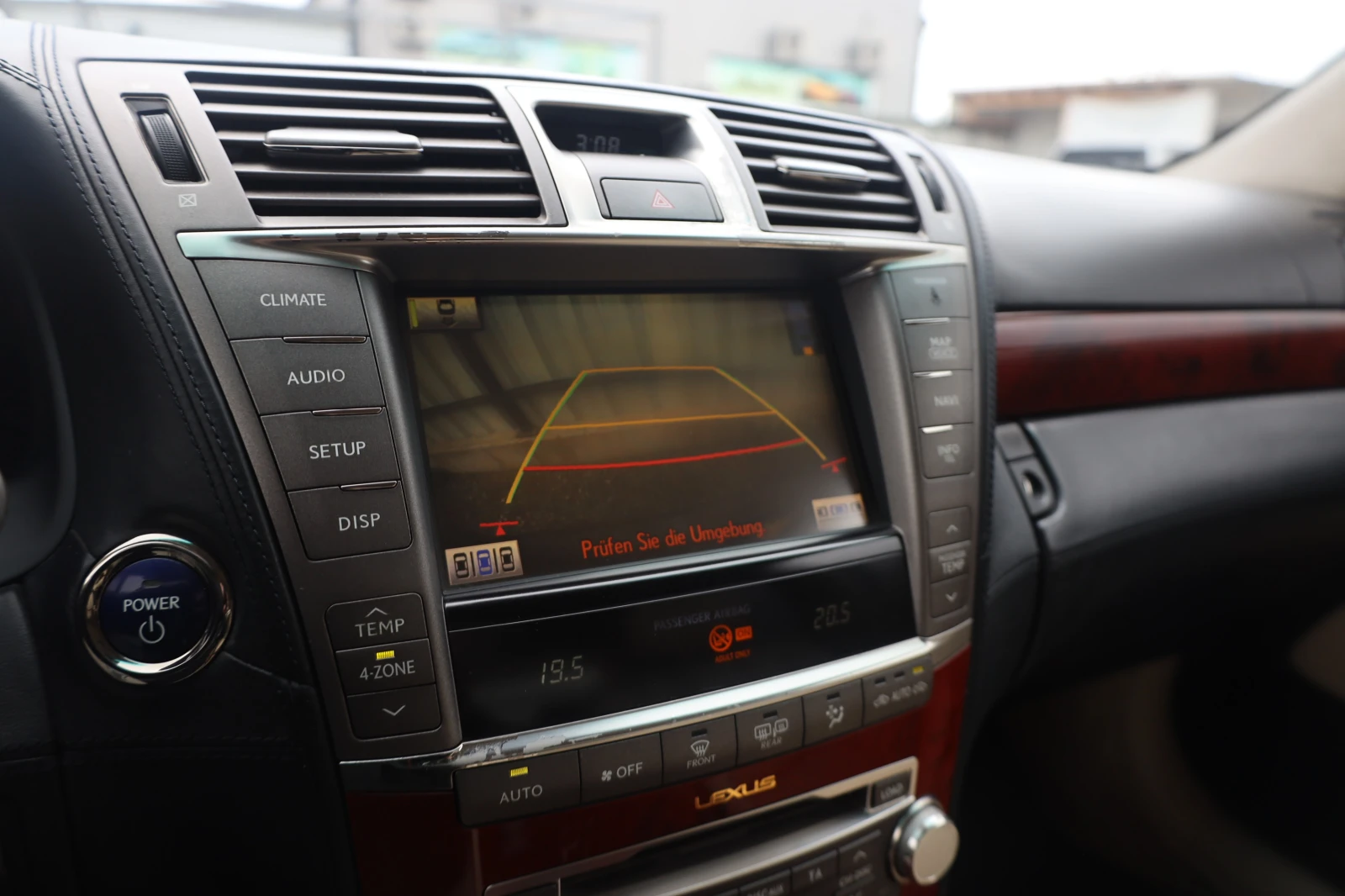 Lexus LS 600 h L President AIR SoftClose KeyGO KAM SitzKlima