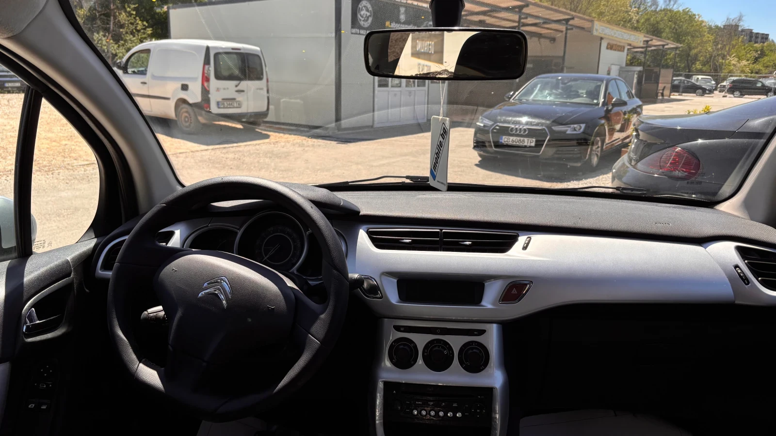 Citroen C3 1, 4 мотор Нов внос от Италия, снимка 7 - Автомобили и джипове - 54554119