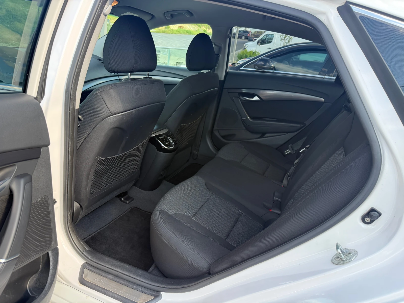 Hyundai I40 1.7CRDi, 136��, LED, ��� ������ | Mobile.bg � ����������� 14