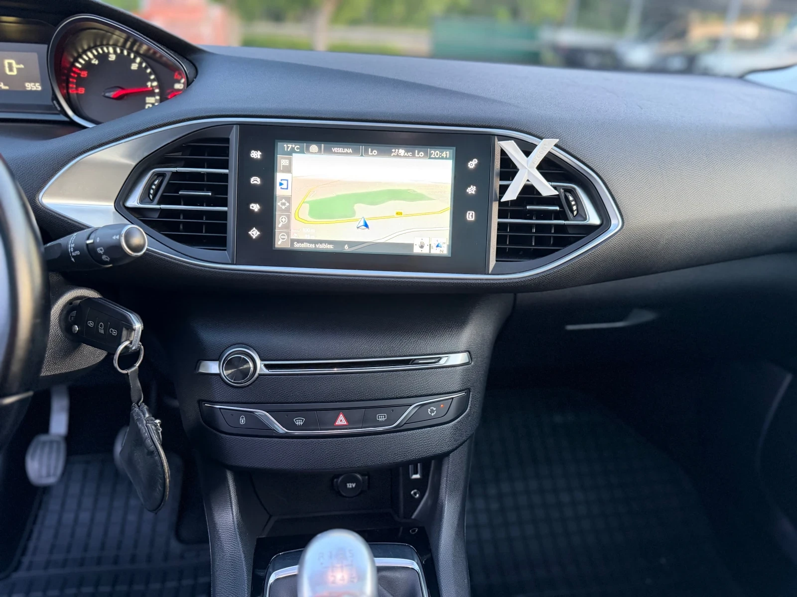 Peugeot 308 1.6HDi 120k, снимка 10 - Автомобили и джипове - 54723544