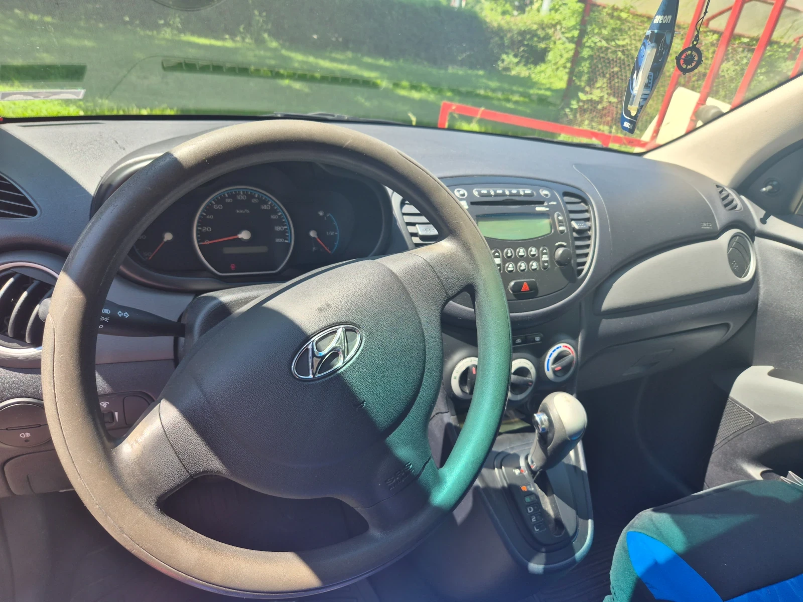 Hyundai I10, снимка 5 - Автомобили и джипове - 54750365