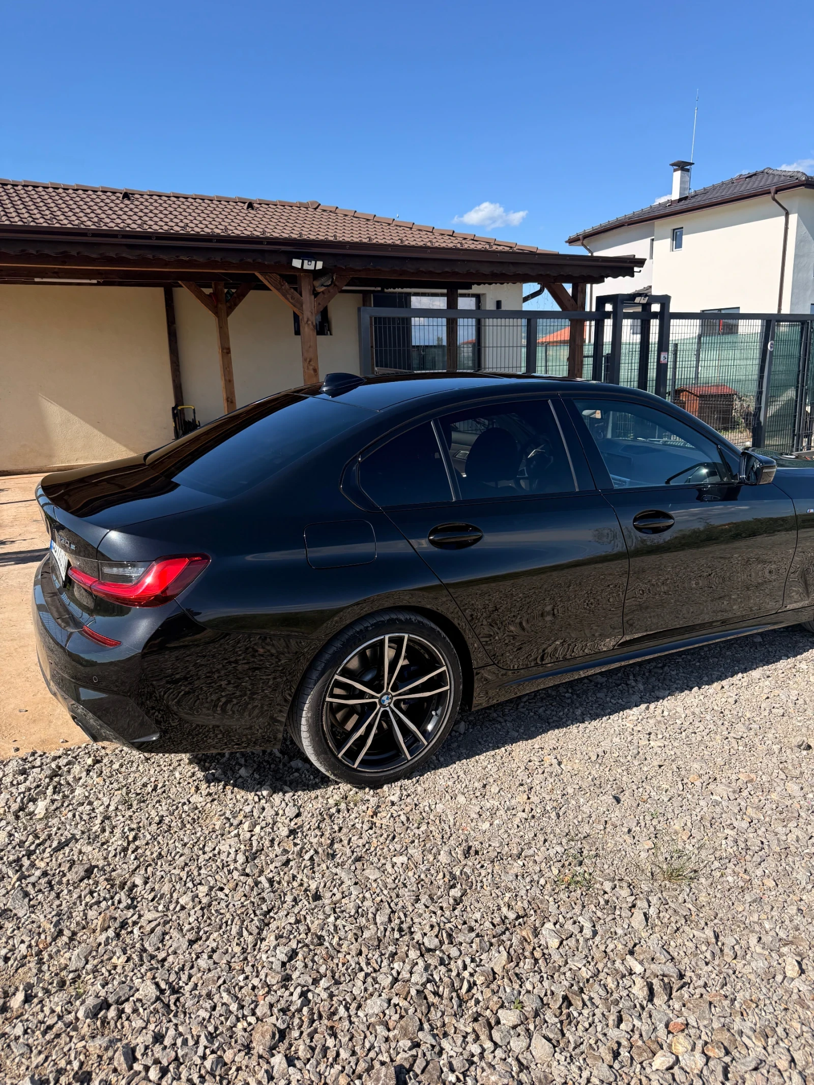 BMW 330 330e | FULL EXTRAS | Гаранция до 03.2027 г., снимка 9 - Автомобили и джипове - 54932226