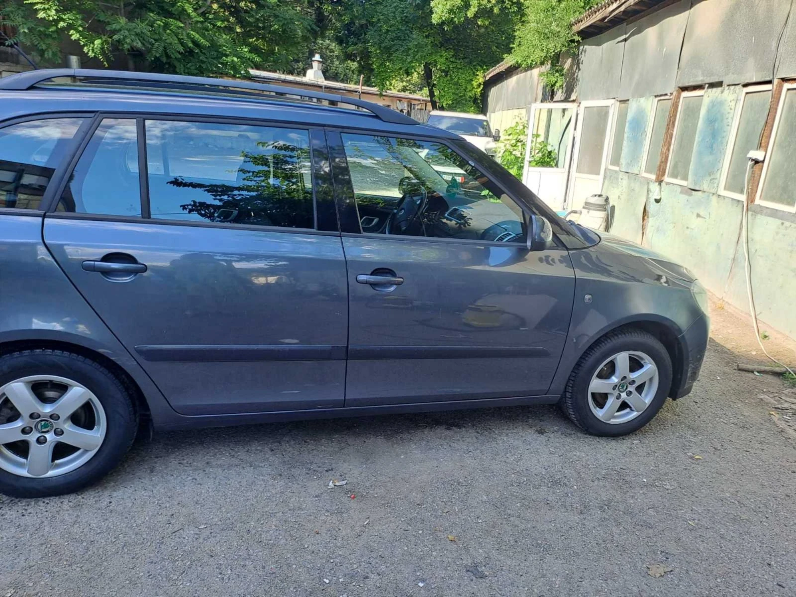 Skoda Fabia, снимка 2 - Автомобили и джипове - 54952690