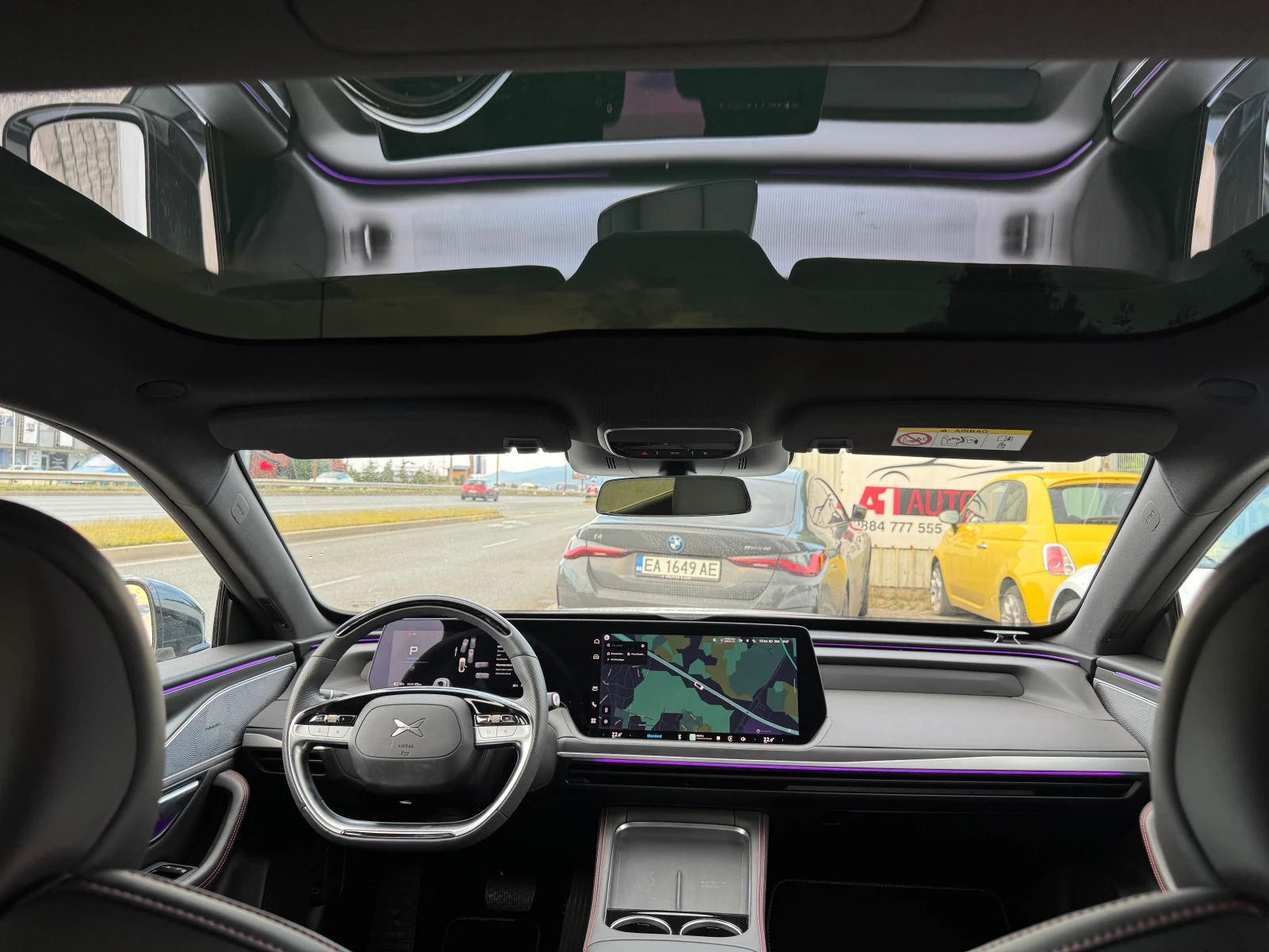 Xpeng P7 Performance, снимка 12 - Автомобили и джипове - 55101908
