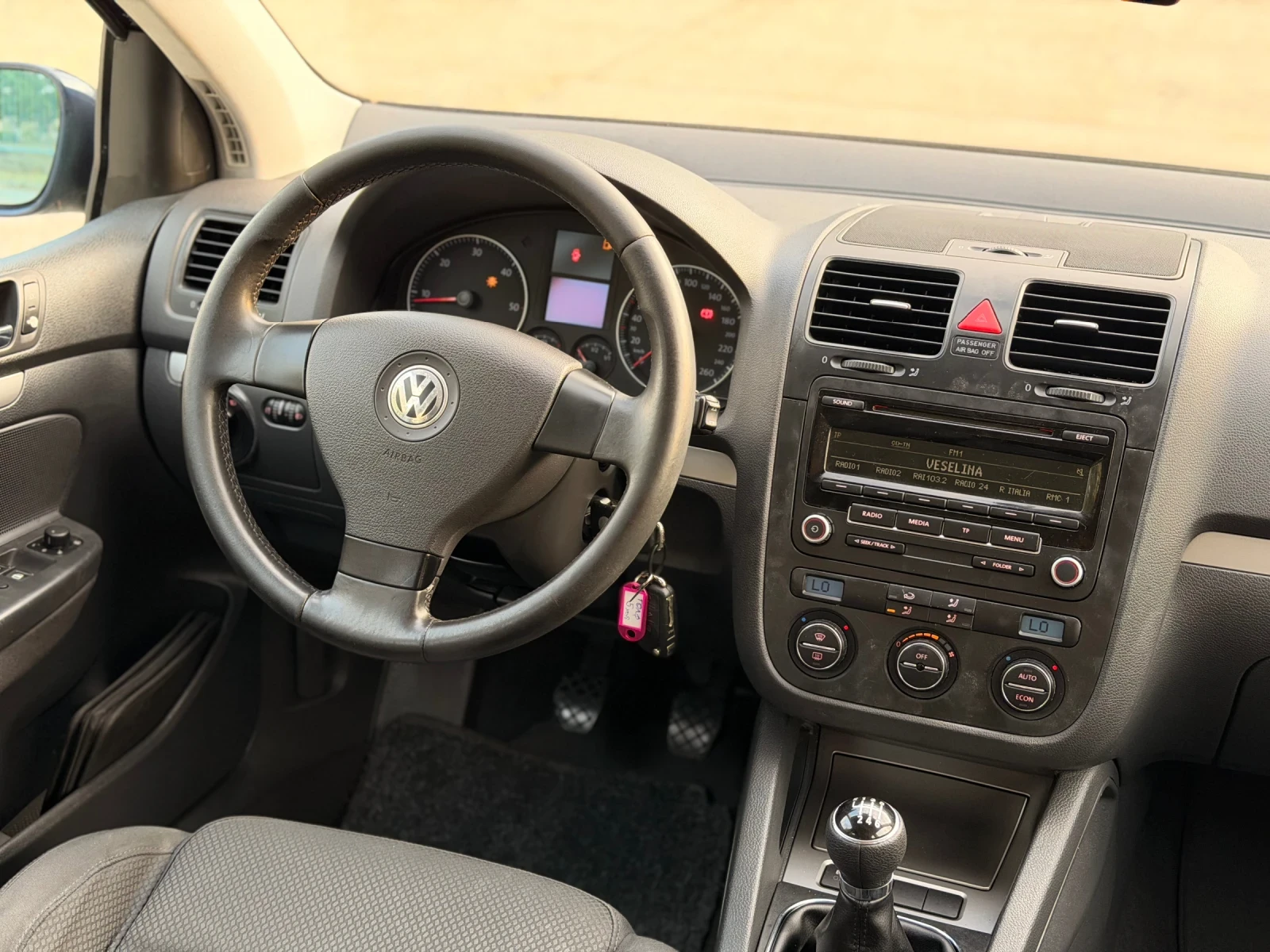 VW Golf 2.0TDI/ИТАЛИЯ, снимка 12 - Автомобили и джипове - 55335023