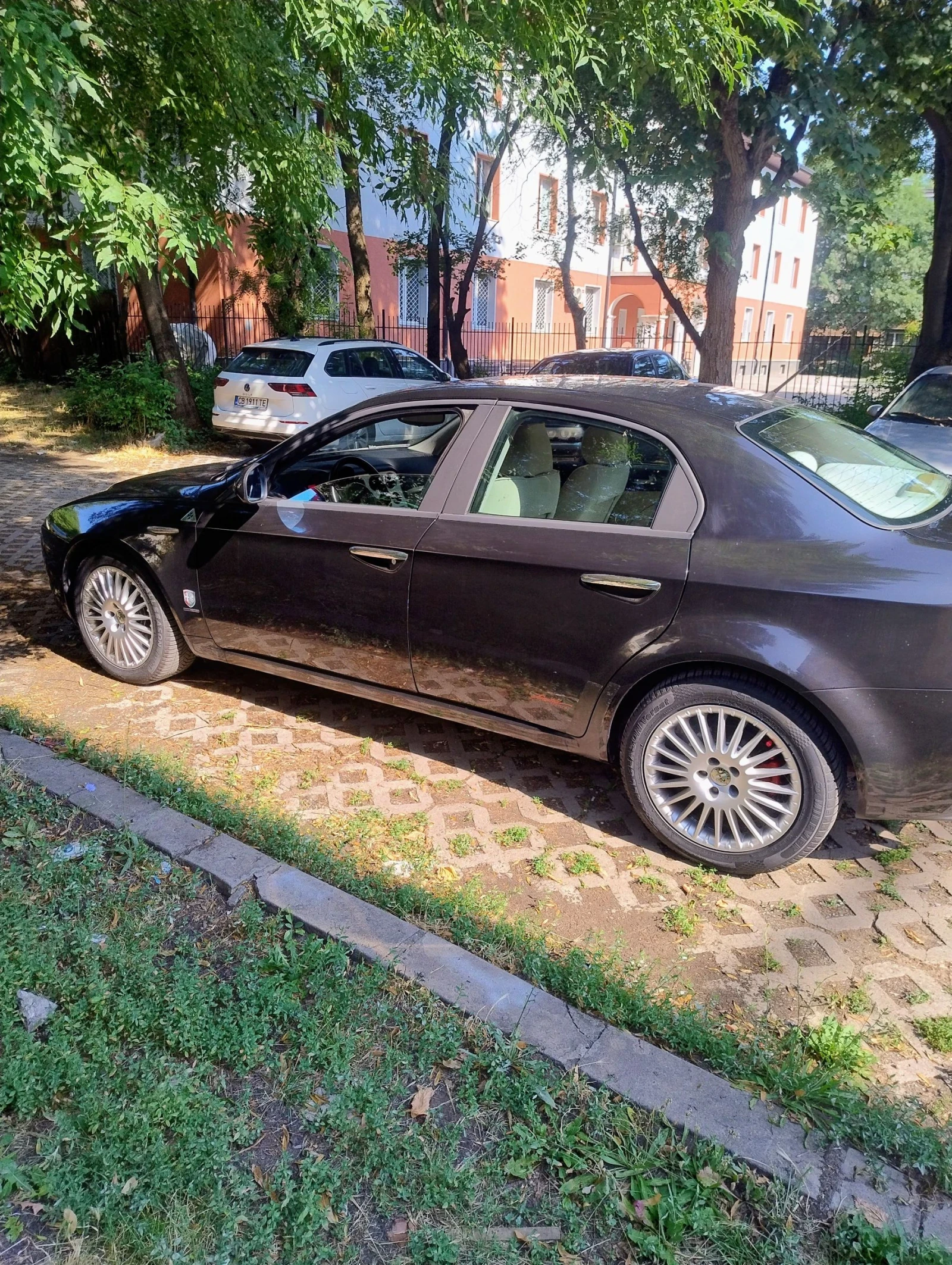 Alfa Romeo 159 1.9jtdm, снимка 4 - Автомобили и джипове - 55363019
