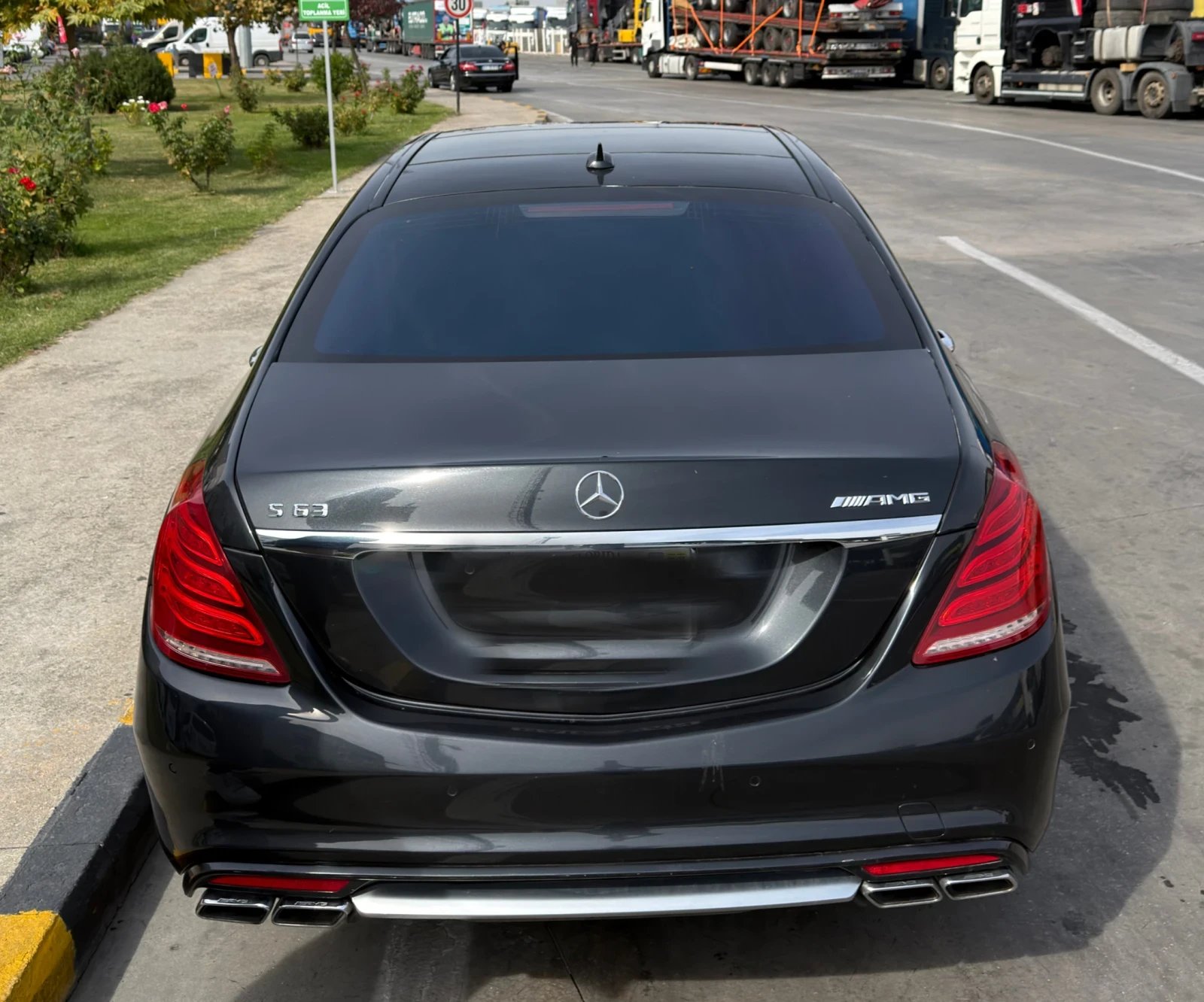 Mercedes-Benz S 63 AMG, снимка 3 - Автомобили и джипове - 56378636