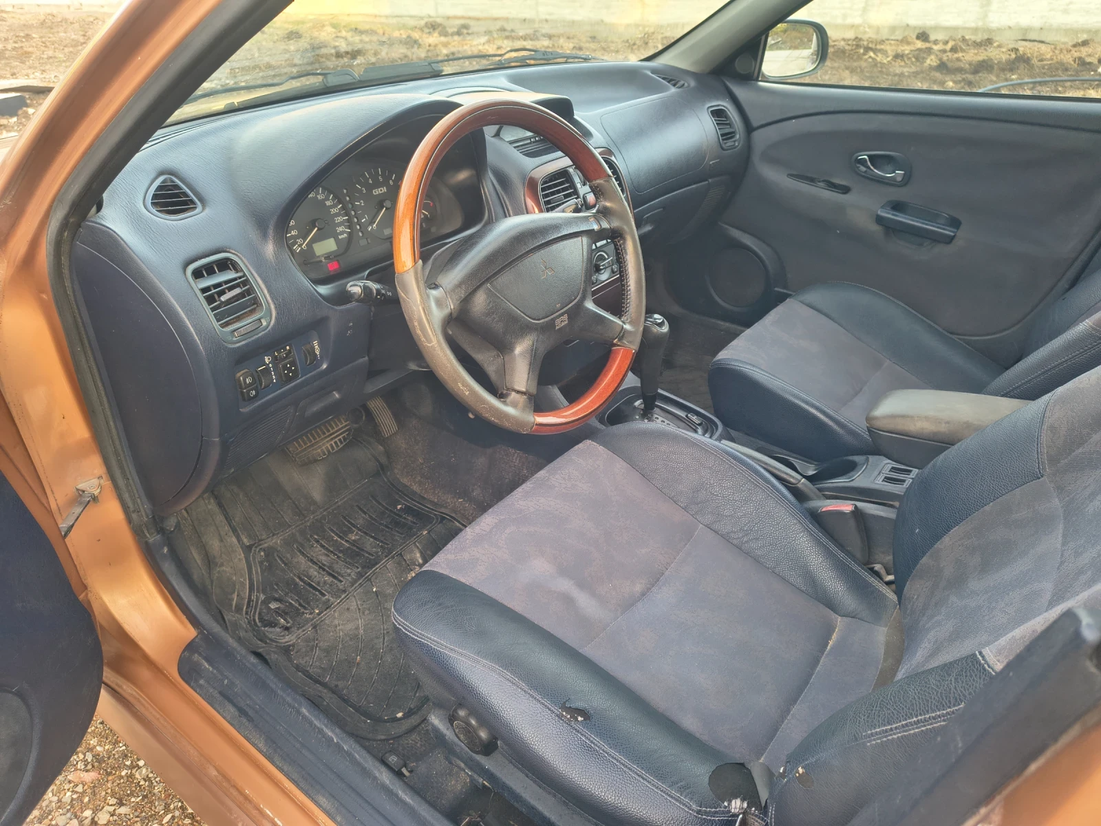 Mitsubishi Carisma 1.8 gdi | Mobile.bg � ����������� 3