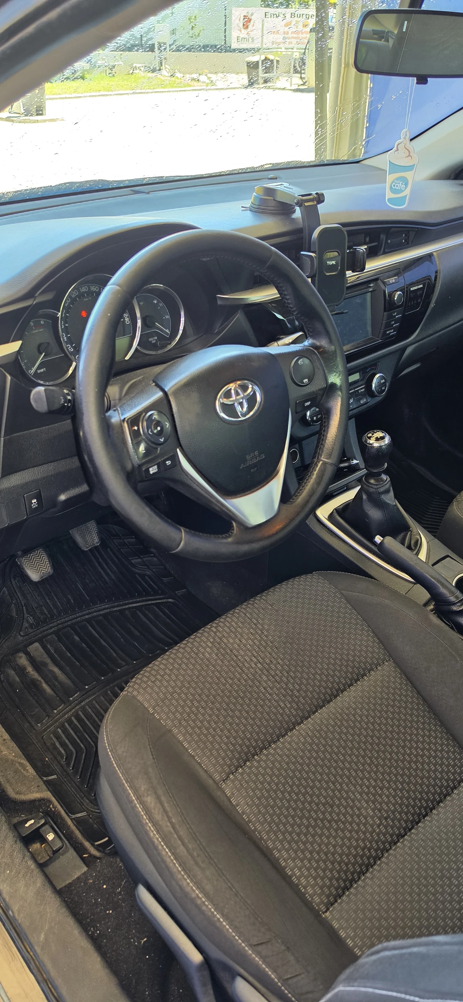 Toyota Corolla | Mobile.bg � ����������� 5