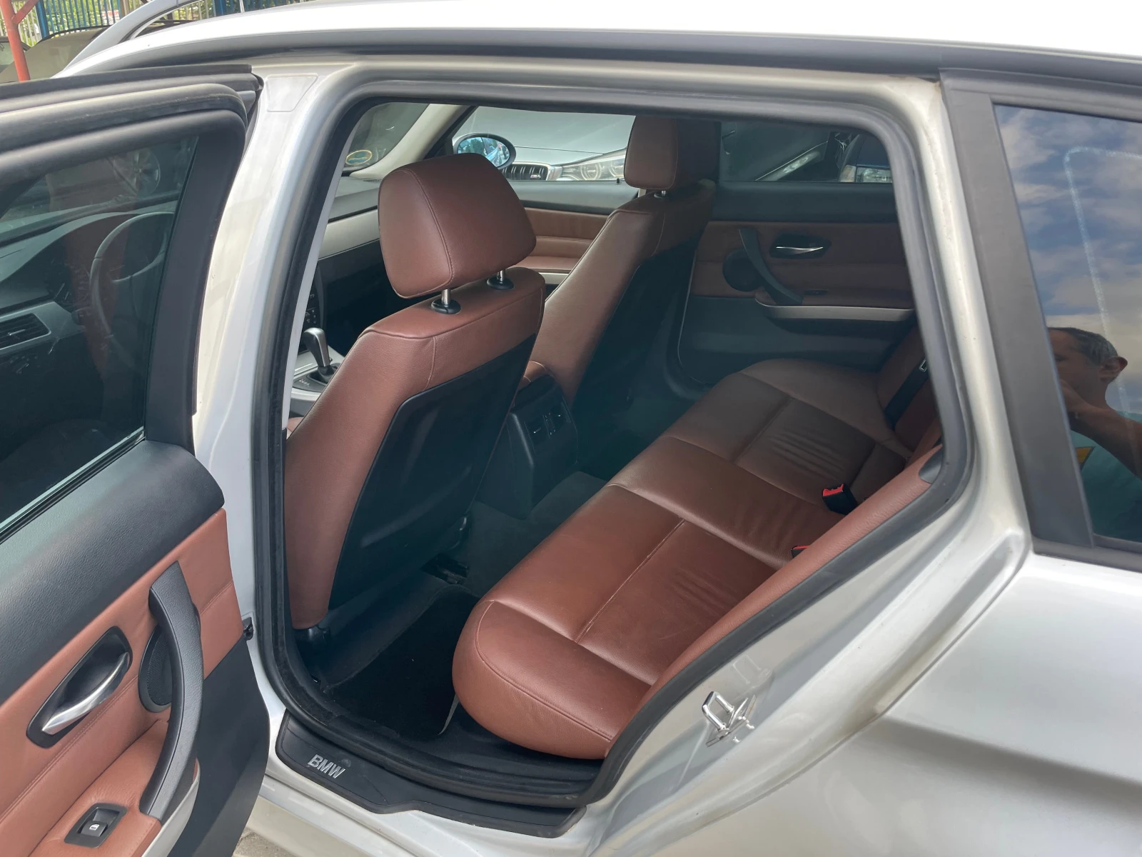 BMW 320 N46, снимка 7 - Автомобили и джипове - 55667153