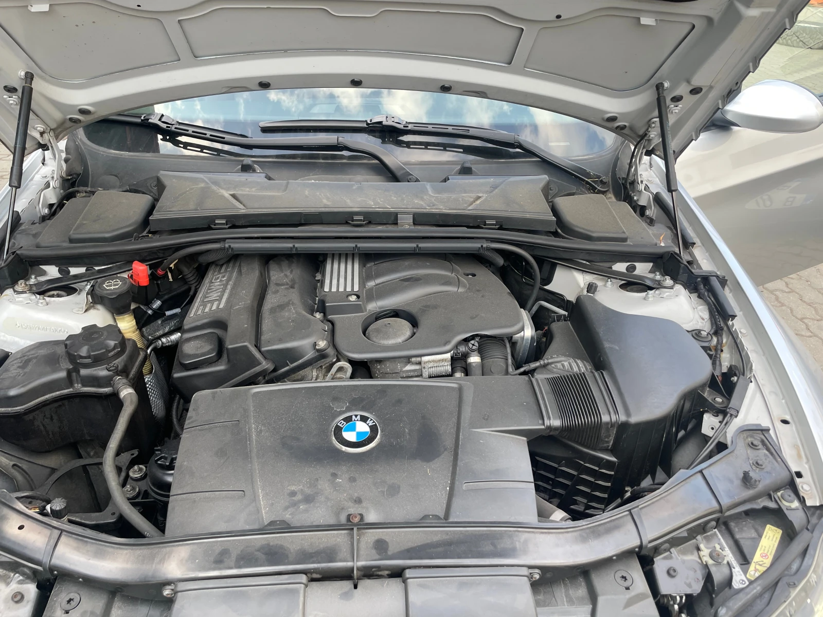 BMW 320 N46, снимка 8 - Автомобили и джипове - 55667153