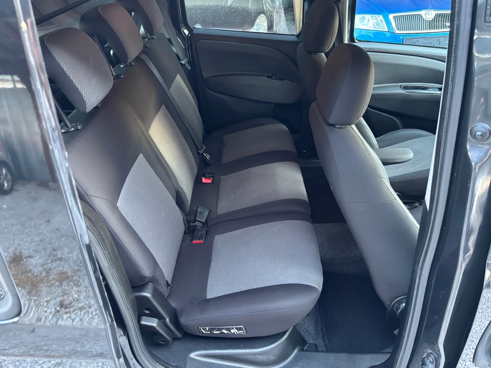 Fiat Doblo CARGO 1.6, снимка 7 - Автомобили и джипове - 56121659