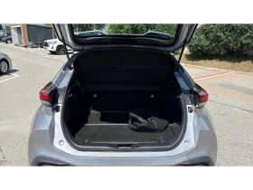 Toyota C-HR 2.0 PHEV COOL, снимка 10