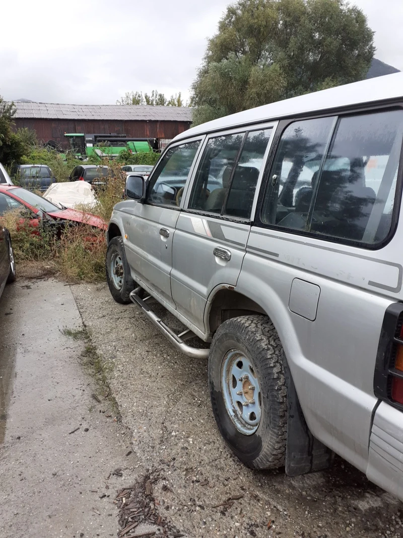 Mitsubishi Pajero 2.6 бензин/газ, снимка 2 - Автомобили и джипове - 47654845