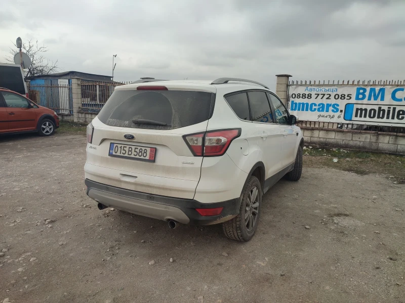 Ford Kuga 1.5i Eco Boost, снимка 3 - Автомобили и джипове - 48953149