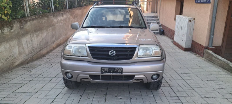Suzuki Grand vitara 2.5 бензин автомат, снимка 2 - Автомобили и джипове - 52430946
