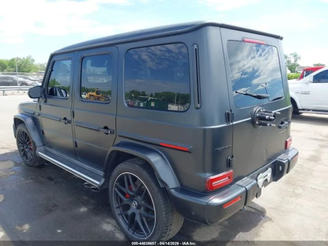 Mercedes-Benz G 63 AMG 4MATIC, снимка 3 - Автомобили и джипове - 54630430