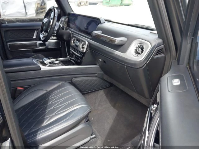 Mercedes-Benz G 63 AMG 4MATIC, снимка 5 - Автомобили и джипове - 54630430