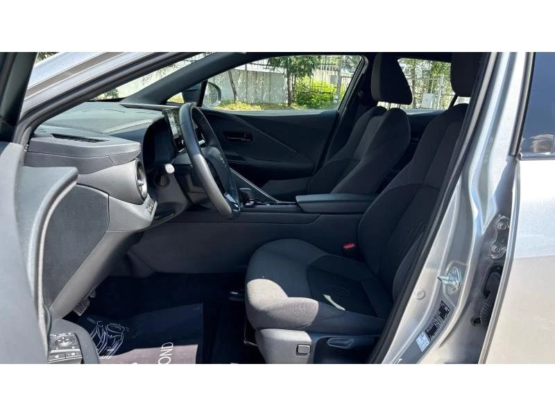 Toyota C-HR 2.0 PHEV COOL, снимка 12 - Автомобили и джипове - 55228560