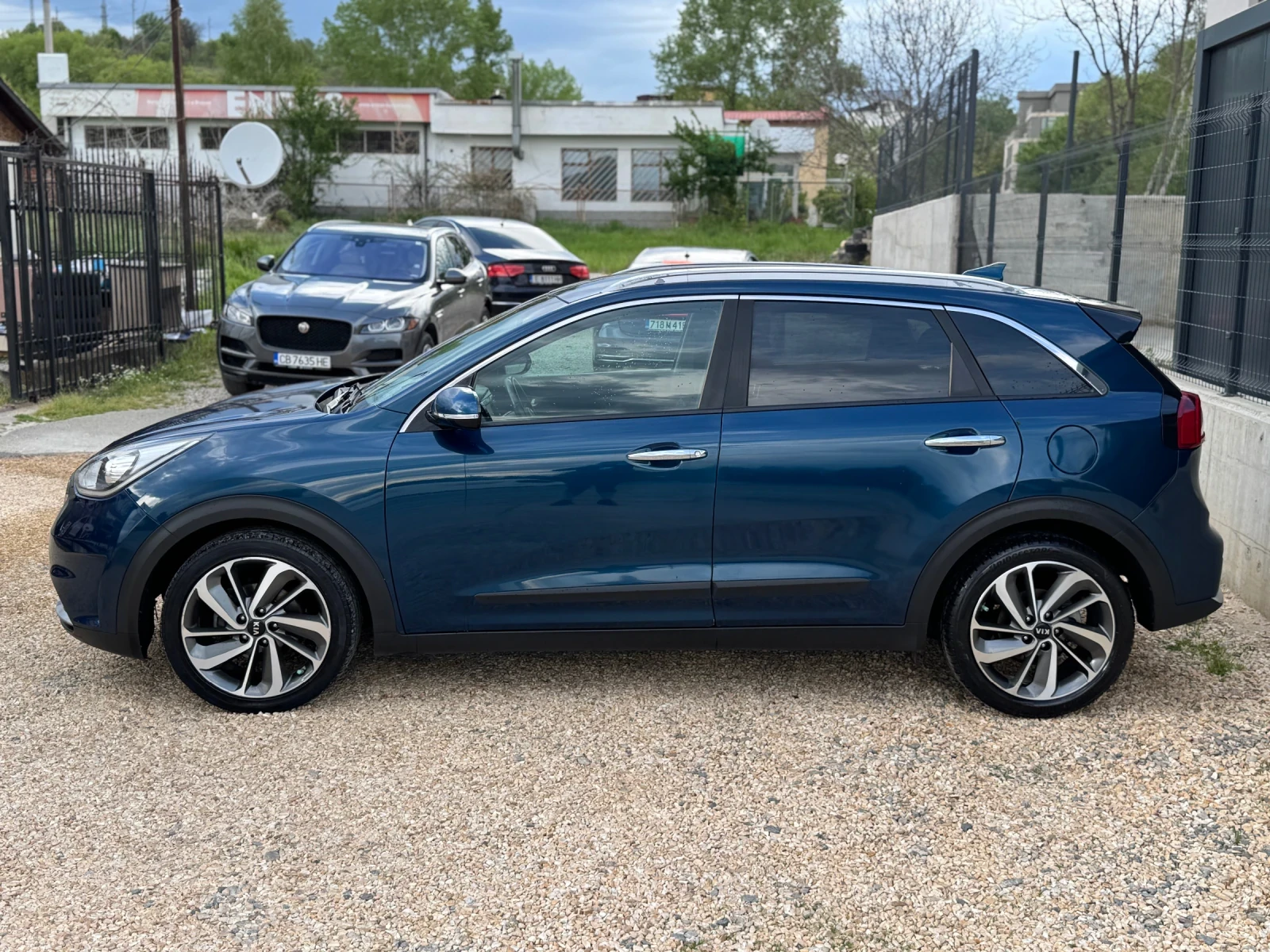Kia Niro 1.6GDI* HYBRID* Executive* ТОП СЪСТОЯНИЕ*  - изображение 5