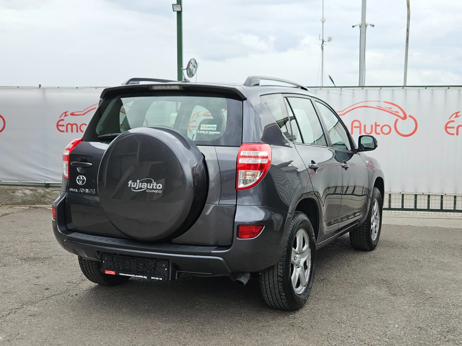 Toyota Rav4 2.2D4D/4X4/150k.c/6ск/EURO 5B/ПЕРФЕКТНА - изображение 3