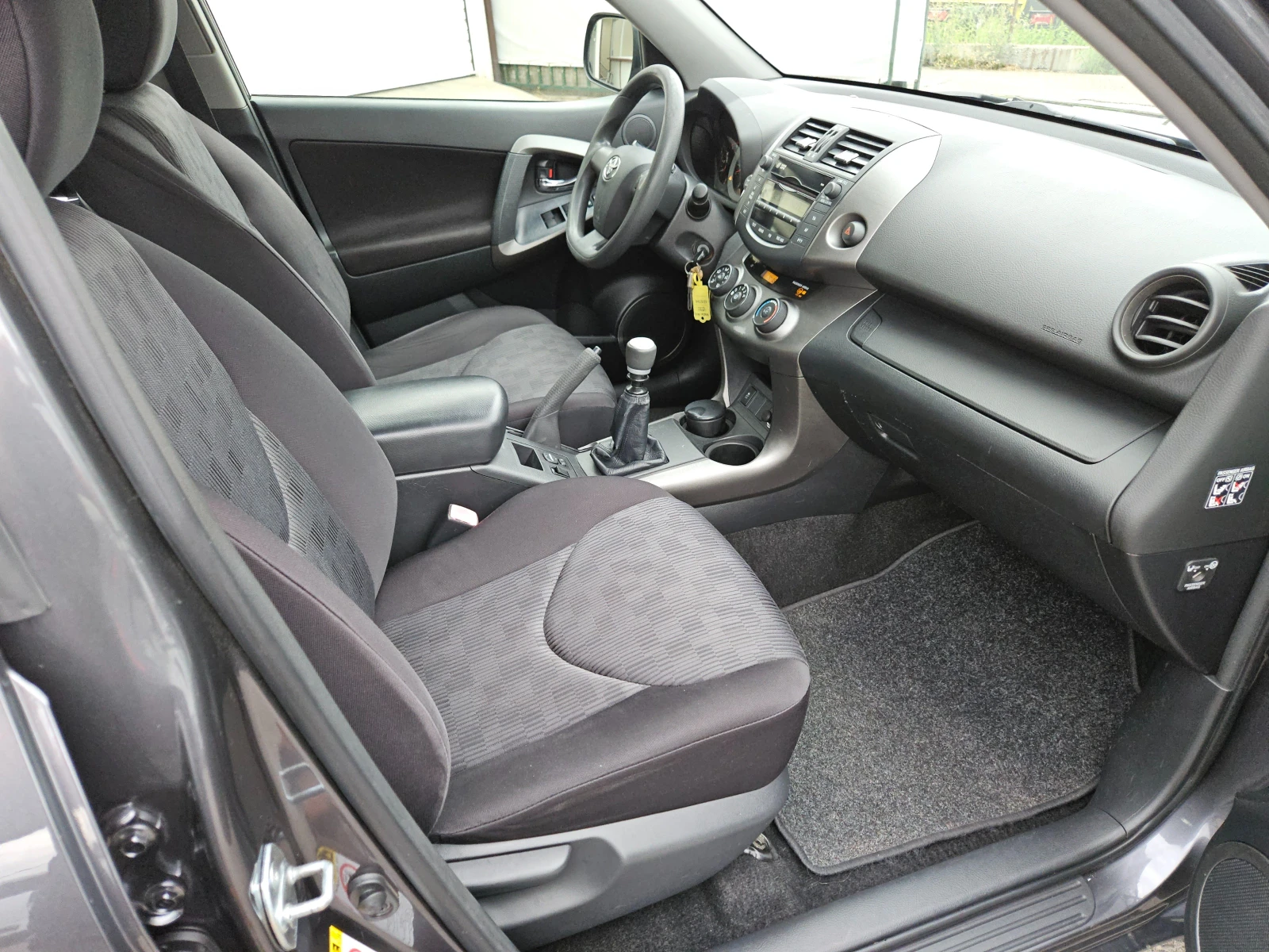 Toyota Rav4 2.2D4D/4X4/150k.c/6/EURO 5B/ | Mobile.bg   15