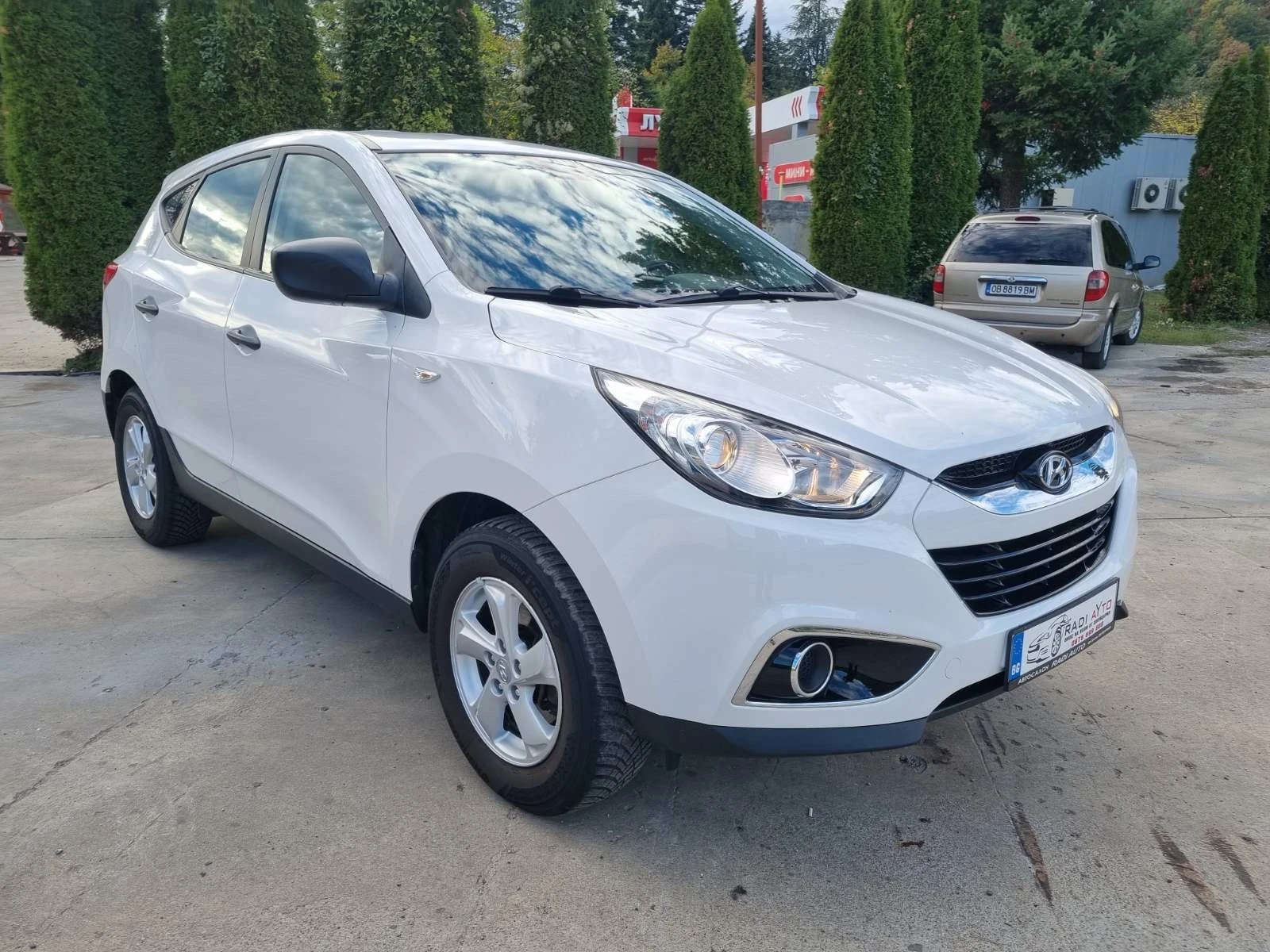 Hyundai IX35 2.0i ШВЕЙЦАРИЯ - изображение 2
